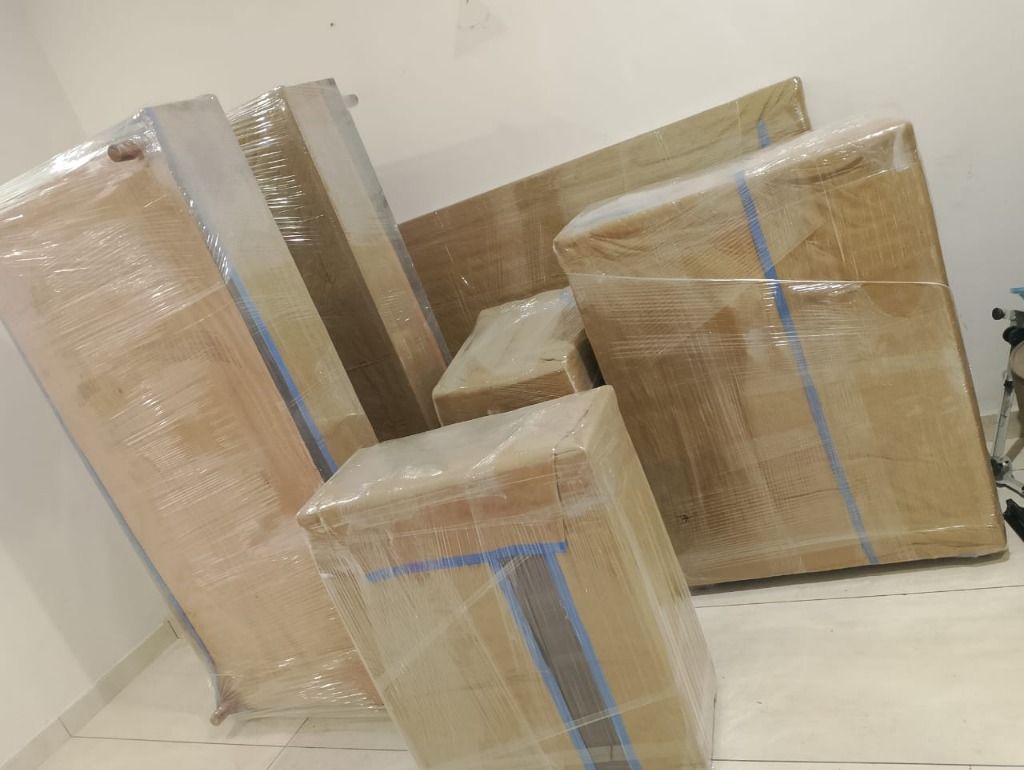 Loading & Unloading Services image 2